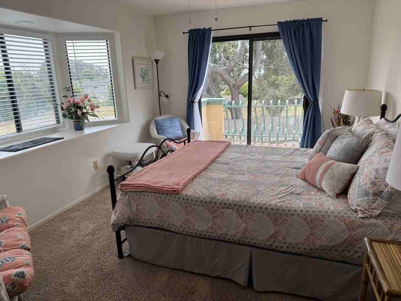 1277 Belridge St #2A - Photo 7 of 10
