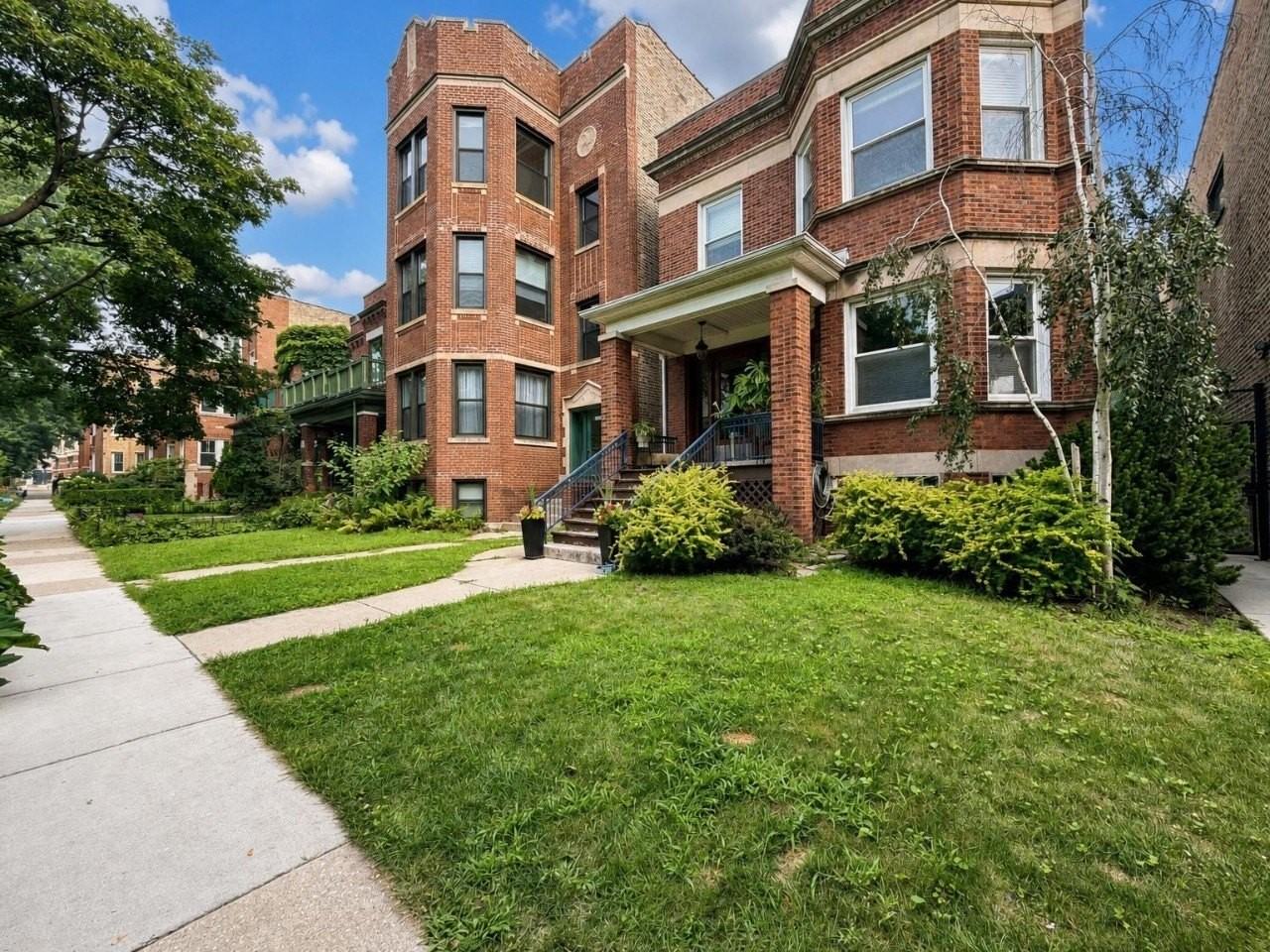 1458 W Olive Ave #2 - Photo 3 of 31