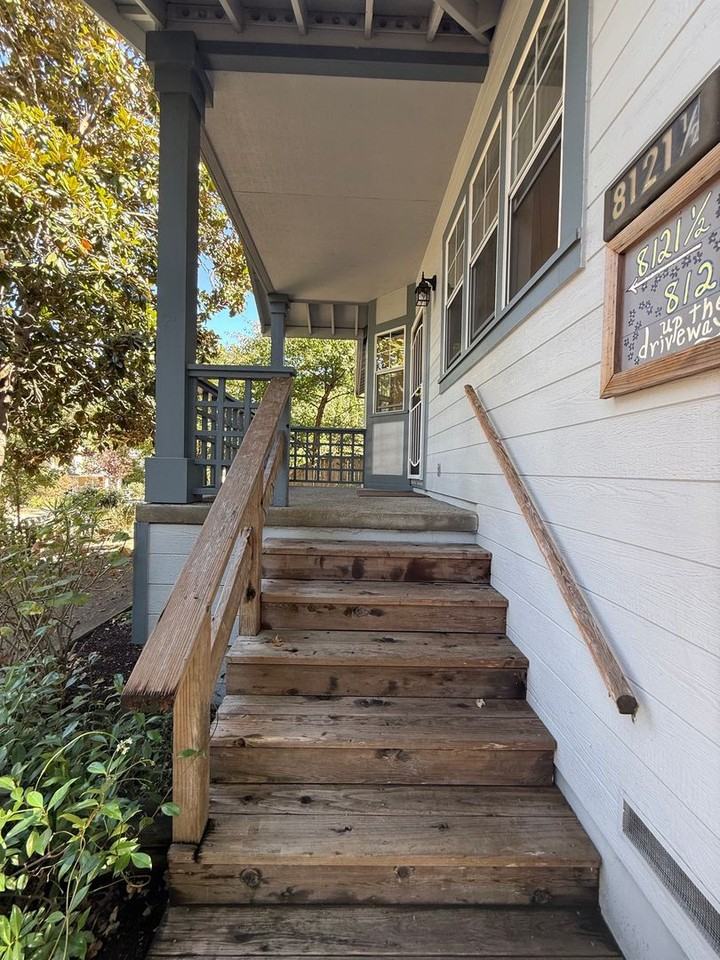 8121 1/2 El Rancho Dr - Photo 4 of 30