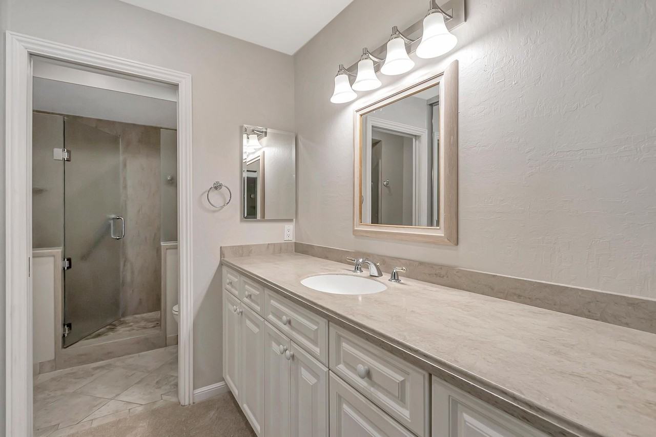 1470 Whiterock Ct - Photo 5 of 8