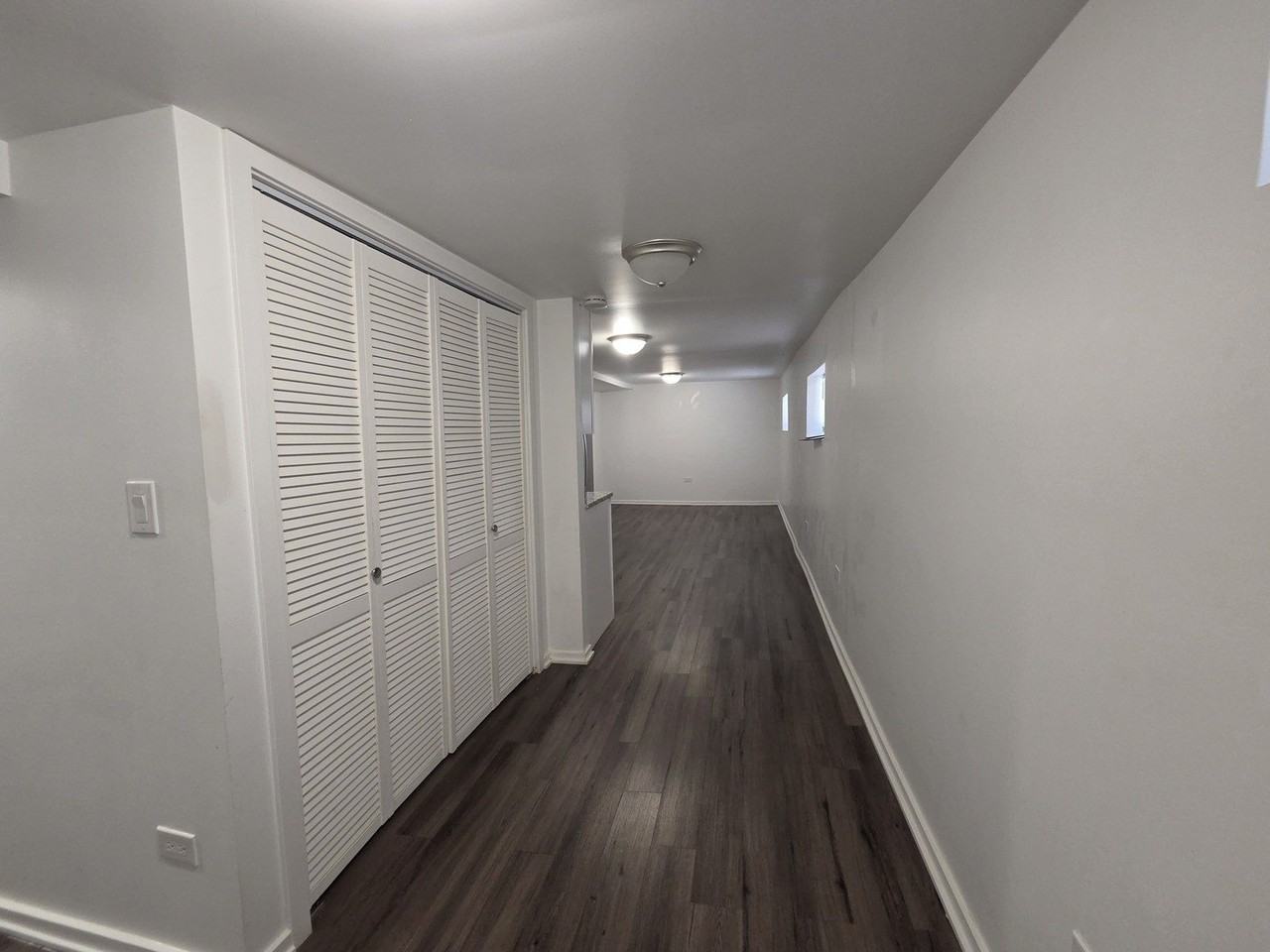 5718 W Melrose St #B - Photo 3 of 17