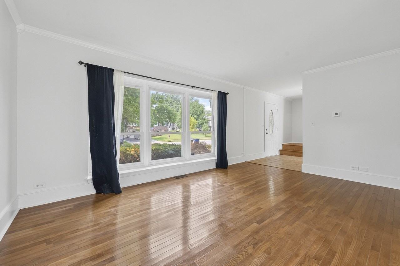 2158 Countryside Cir - Photo 4 of 45
