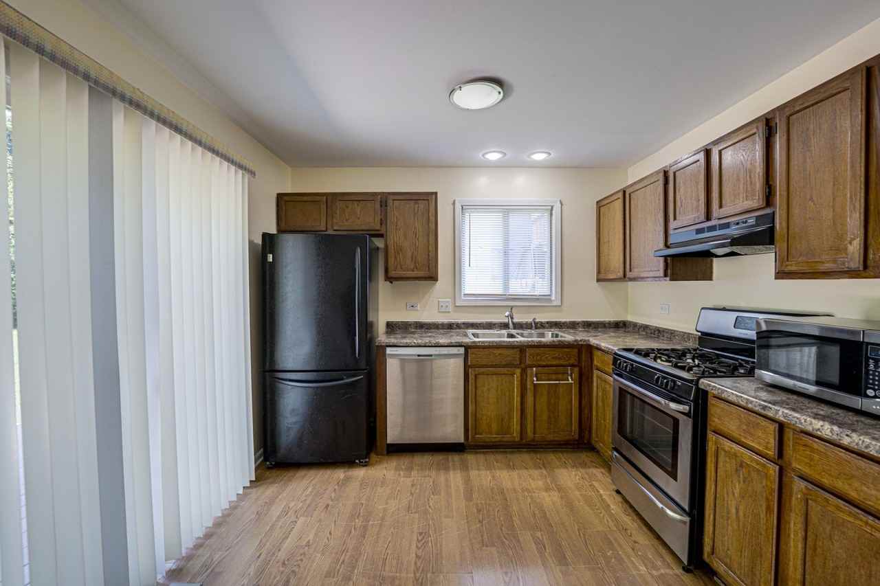 1130 Brockton Ct #1130 - Photo 6 of 21