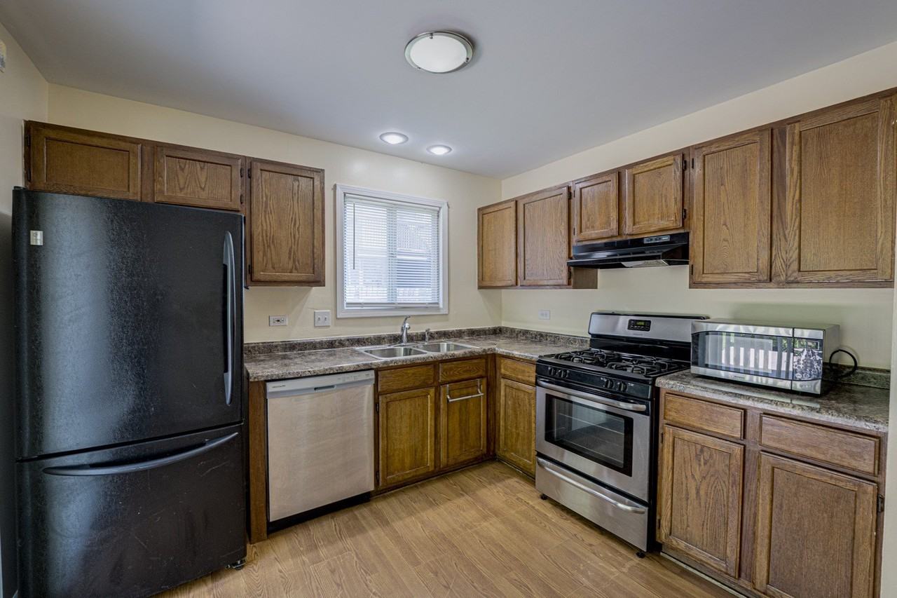 1130 Brockton Ct #1130 - Photo 7 of 21