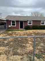 2807 Vanda Ave - Photo 1 of 1