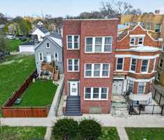featured image of 1419 S Kedvale Ave #3