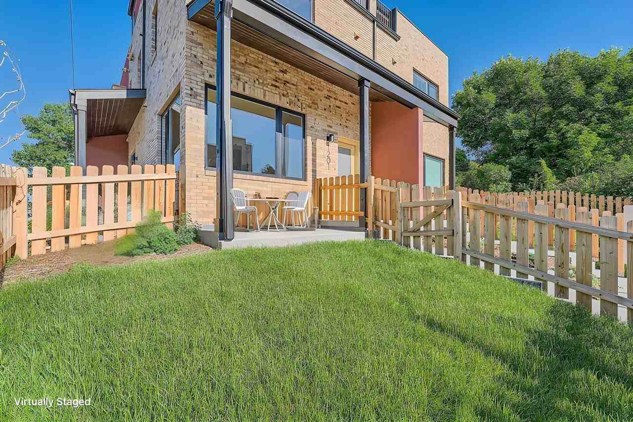 1201 Osceola St - Photo 2 of 17