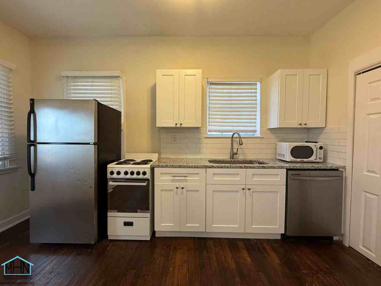 1344 Fulton Ave - Photo 6 of 21