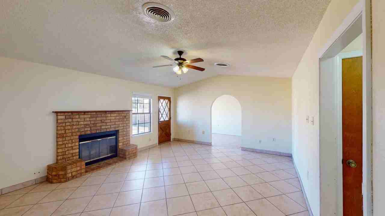 1460 Lindberg Ave - Photo 4 of 47
