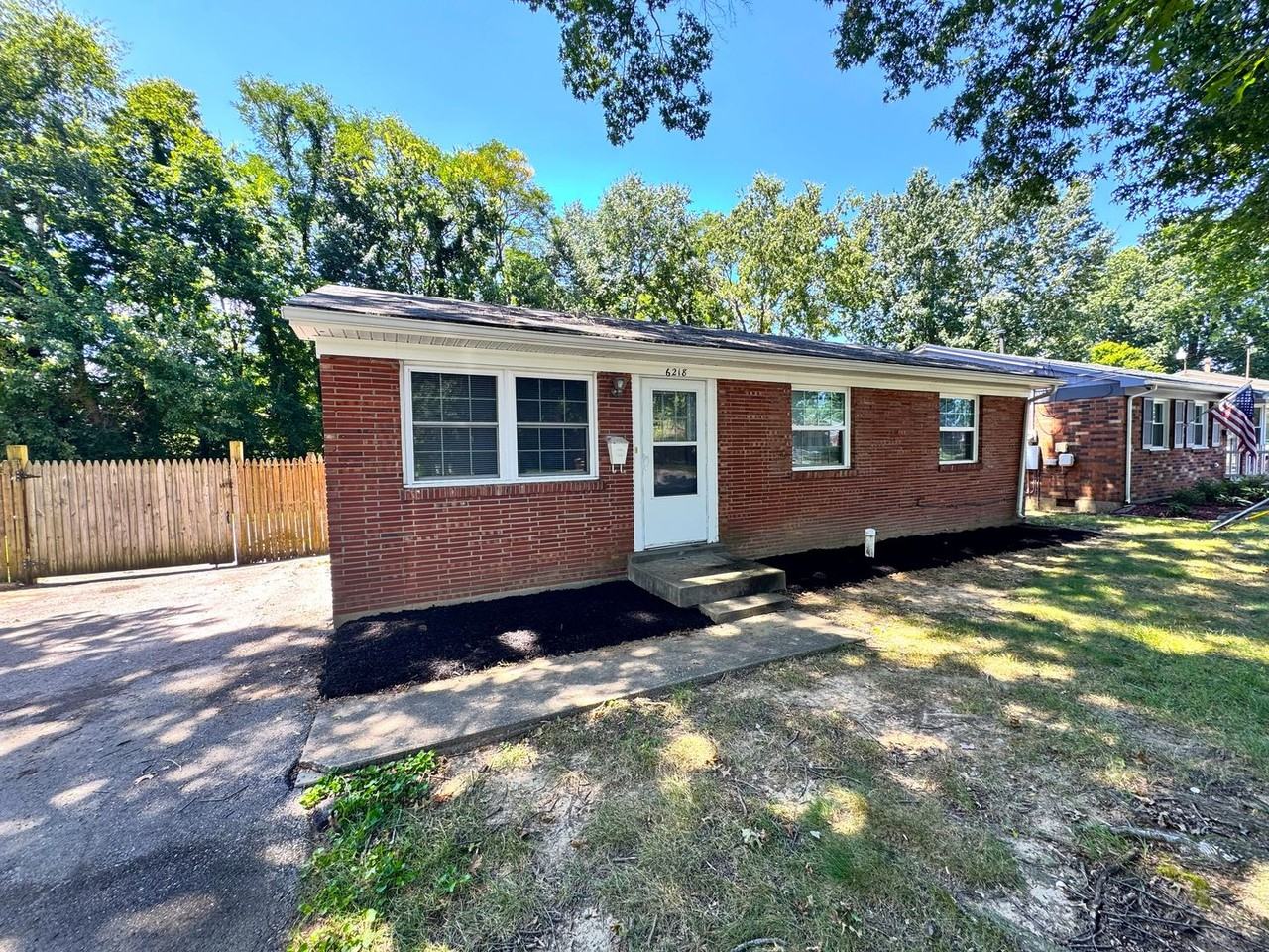6218 Dart Dr - Photo 2 of 25
