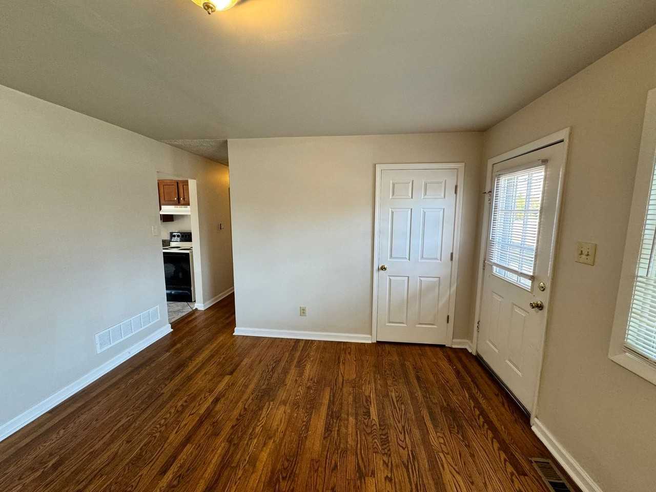 6218 Dart Dr - Photo 6 of 25
