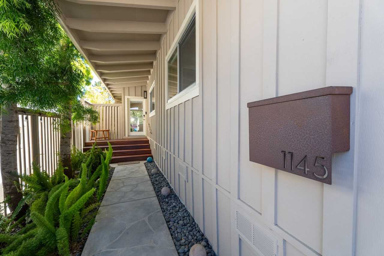 1145 Harrison St - Photo 4 of 50