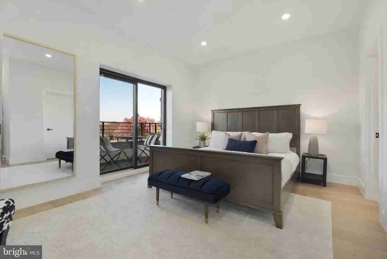 516 M St Nw #3 - Photo 2 of 32