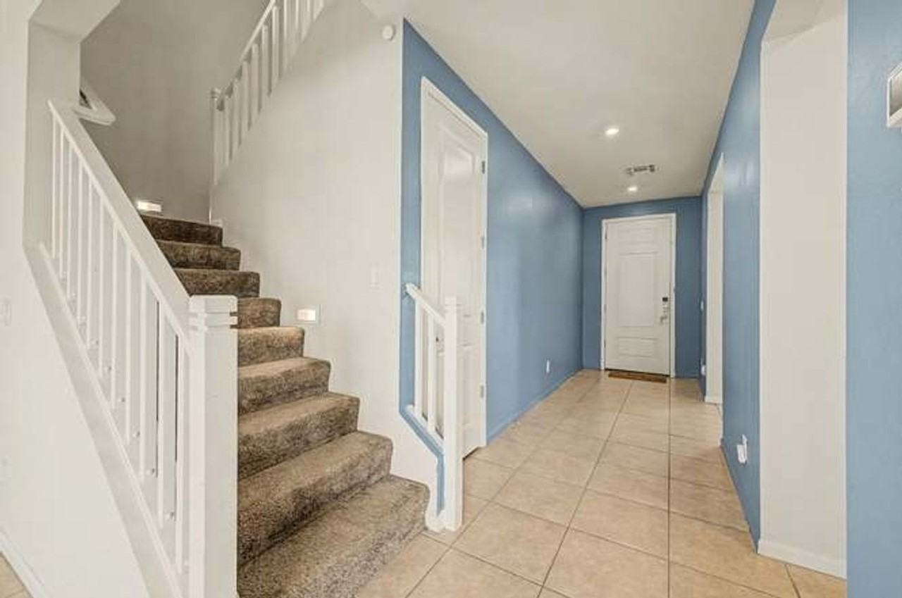 35 S Biella Pl - Photo 4 of 19
