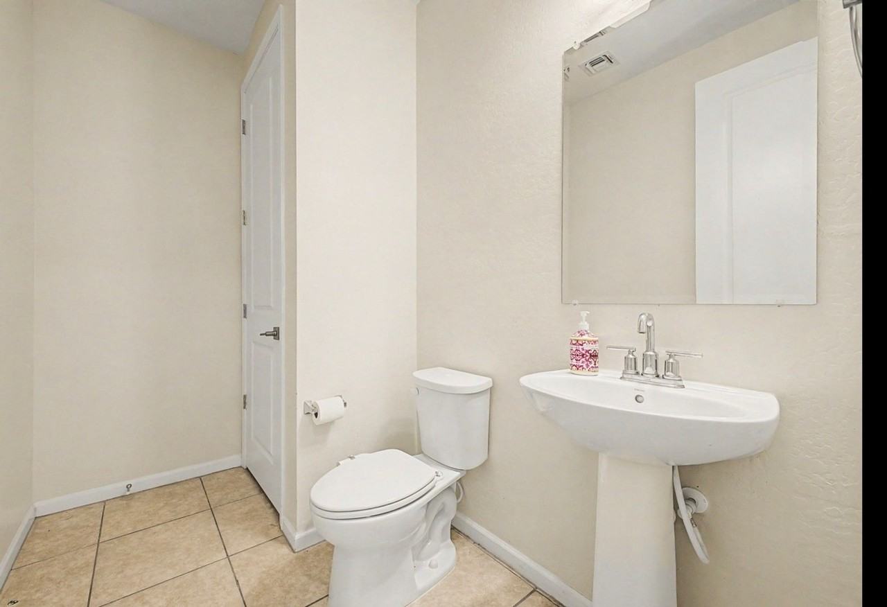 35 S Biella Pl - Photo 5 of 19