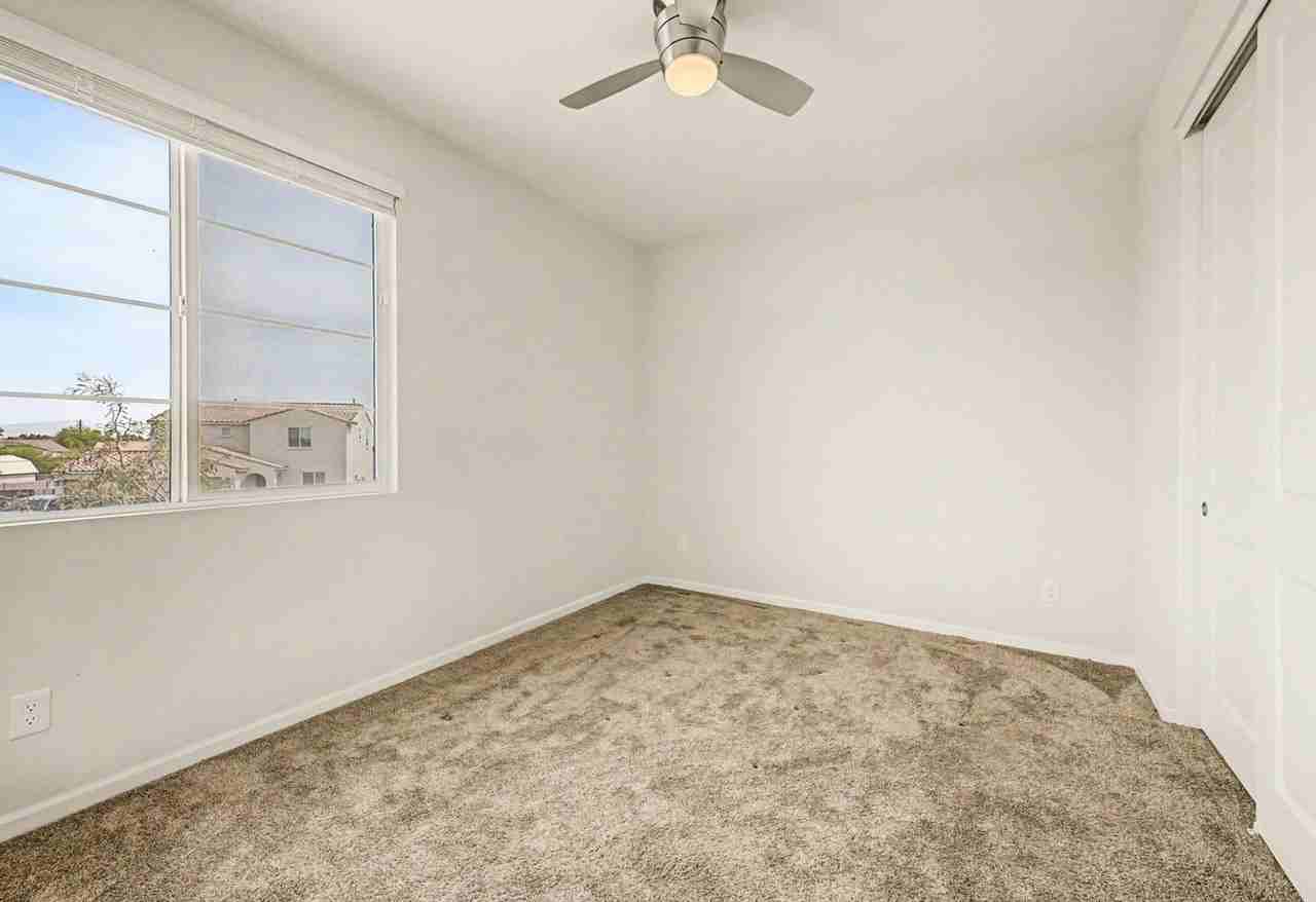 35 S Biella Pl - Photo 7 of 19