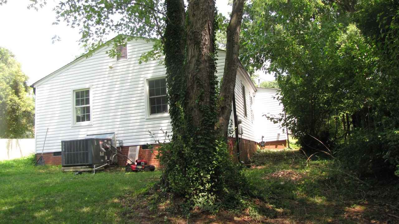 1505 Cook St - Photo 3 of 18