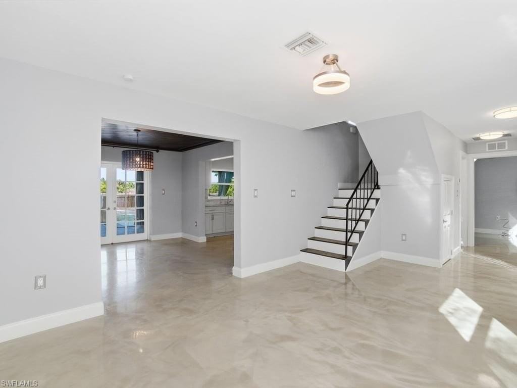 4920 Shady River Ln - Photo 6 of 43