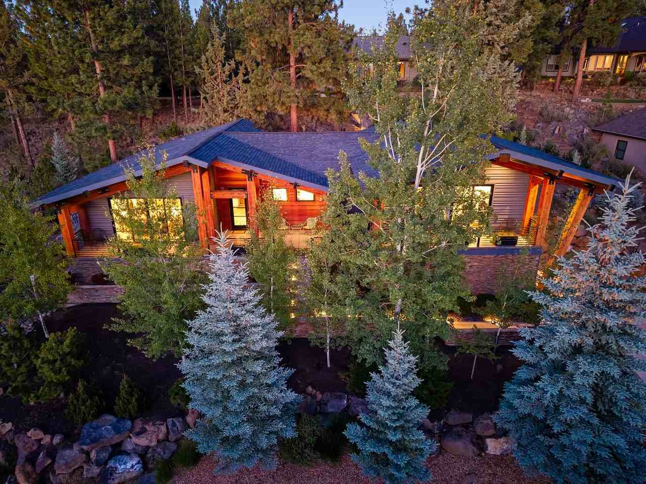 19077 Mt Mcloughlin Ln - Photo 6 of 27
