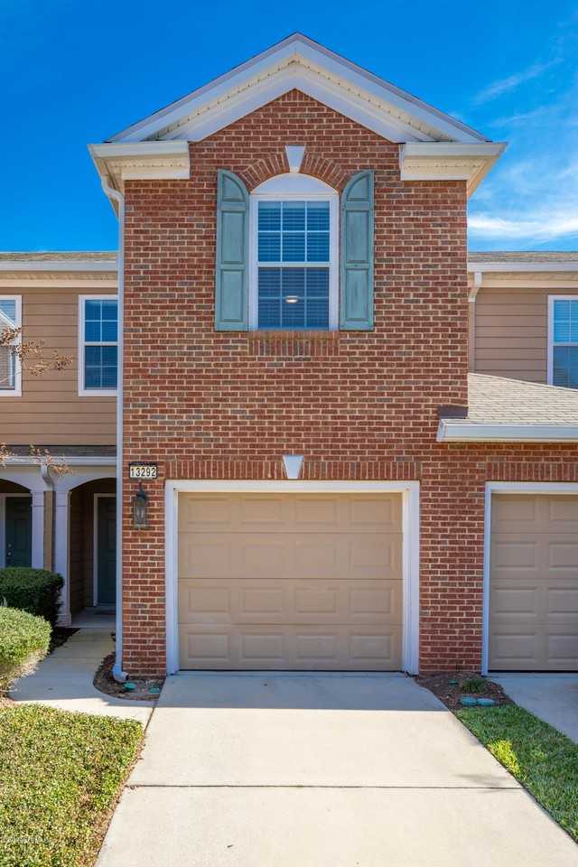 13292 Stone Pond Dr - Photo 2 of 24