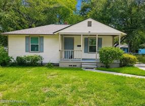 5020 Campenella Dr - Photo 1 of 1
