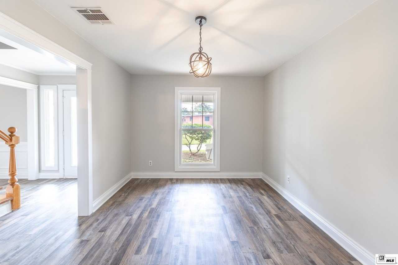 701 Kiroli Rd - Photo 2 of 32