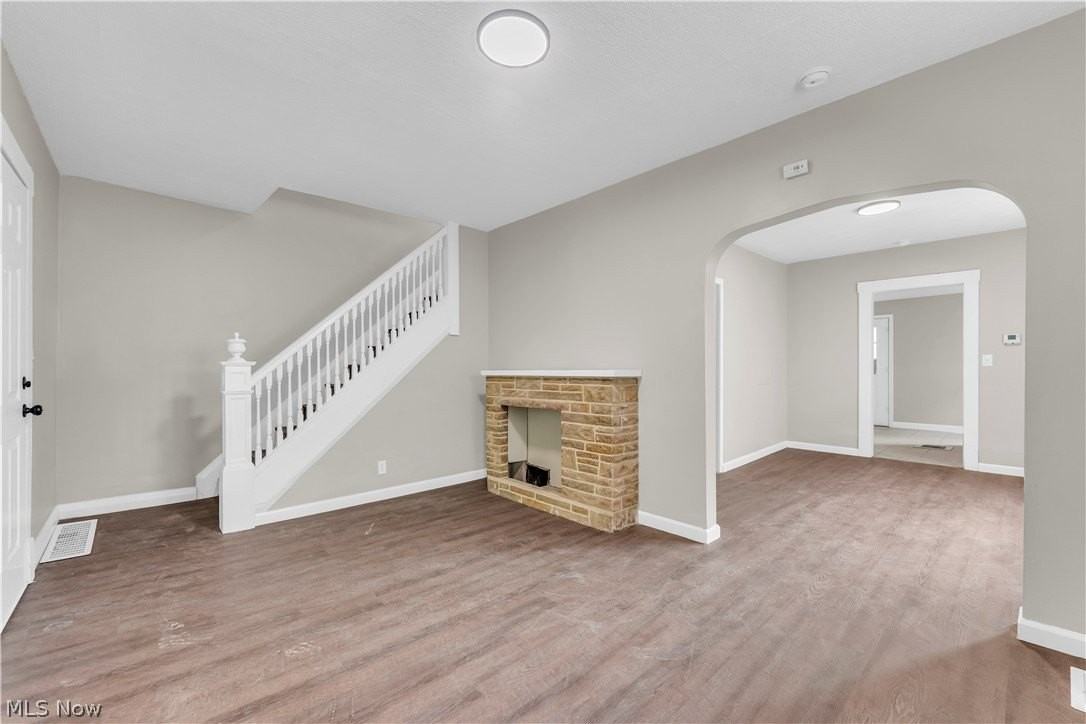 3153 W 103rd St - Photo 5 of 23