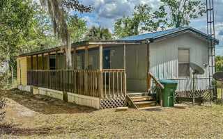 featured image of 2916 Se County Road 18