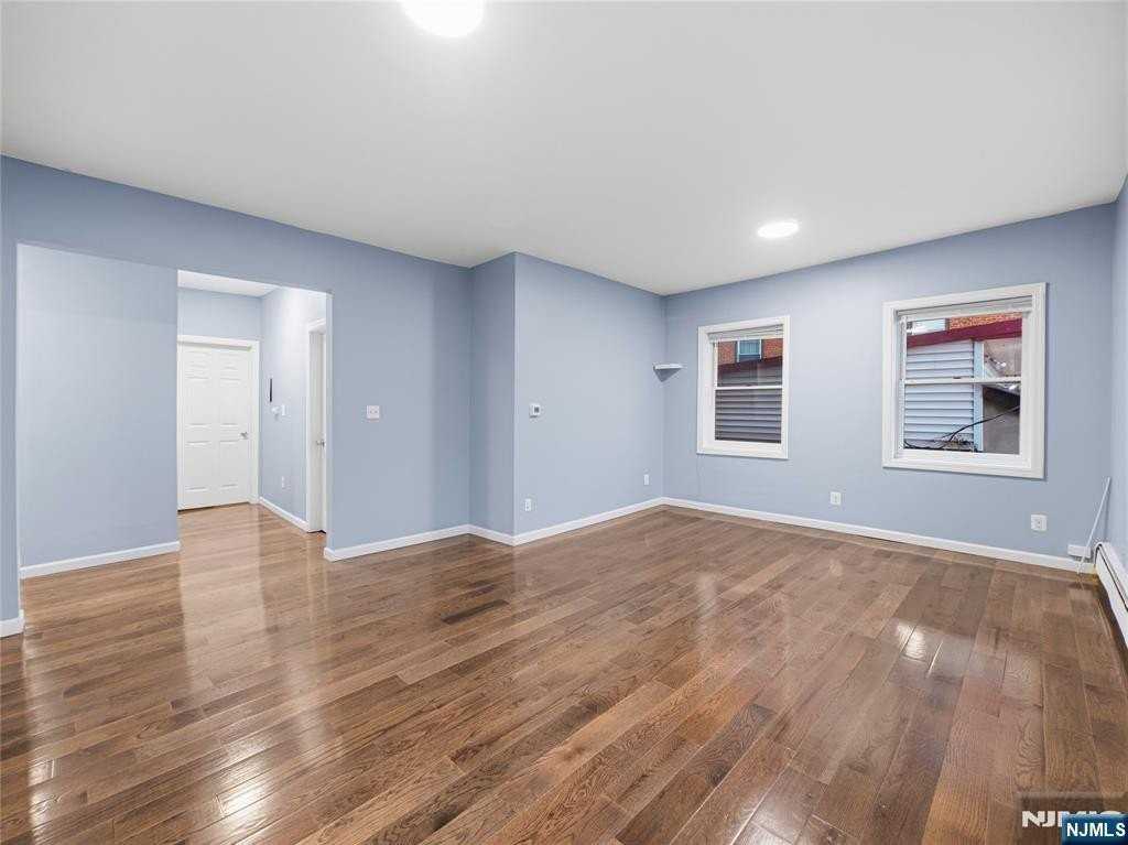 12 Hilliard Ave #2 - Photo 6 of 13