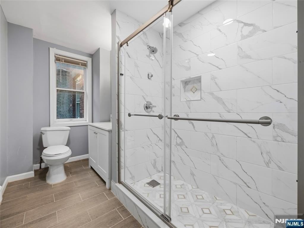 12 Hilliard Ave #2 - Photo 7 of 13