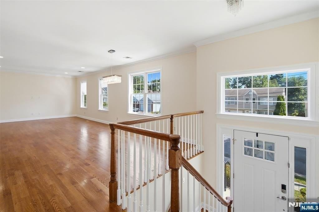 90 Terrace Ave #1 - Photo 3 of 19
