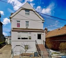 featured image of 147 Lincoln Ave
