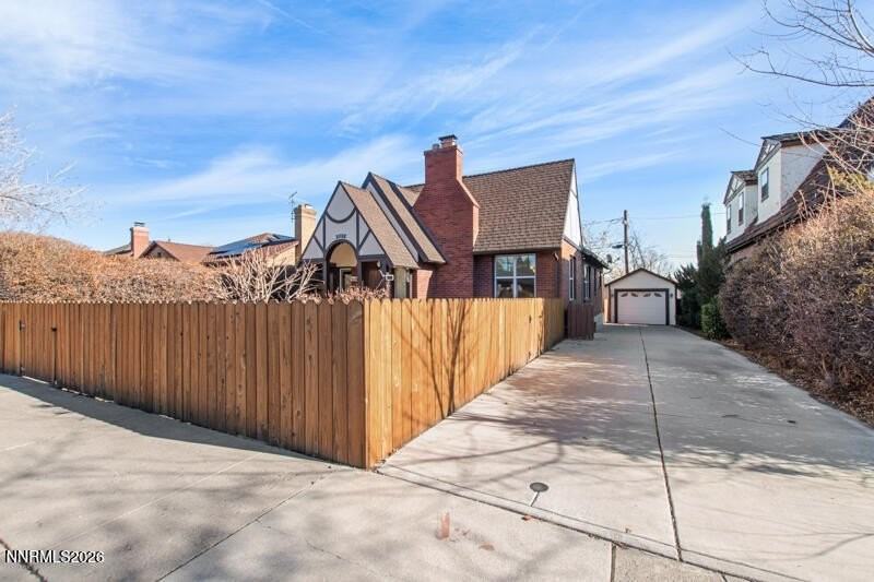 1122 S Arlington Ave - Photo 3 of 23