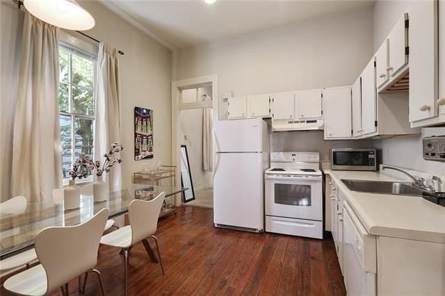 1124 Bordeaux St - Photo 3 of 7