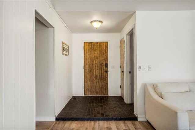 8940 E 16th Pl - Photo 3 of 35