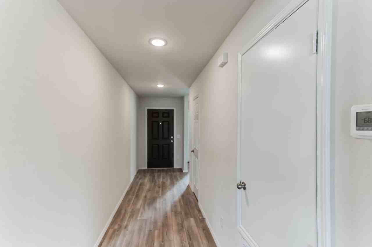 16009 Wanderer Ln - Photo 2 of 23