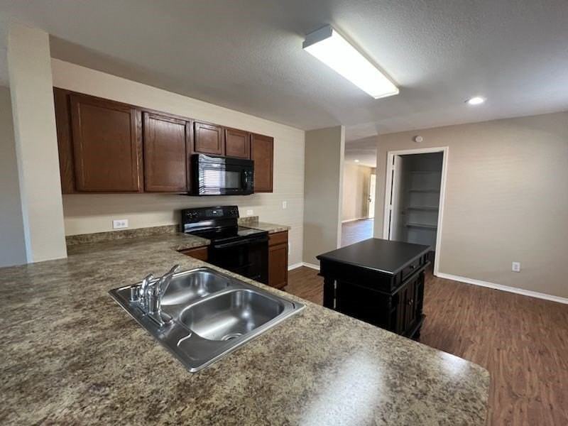 12617 Seagull Way - Photo 7 of 27