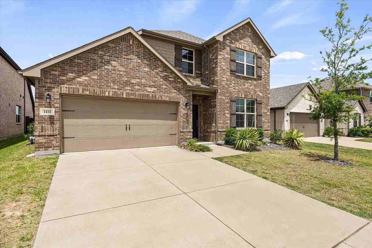 1410 Crossford Trl - Photo 3 of 30