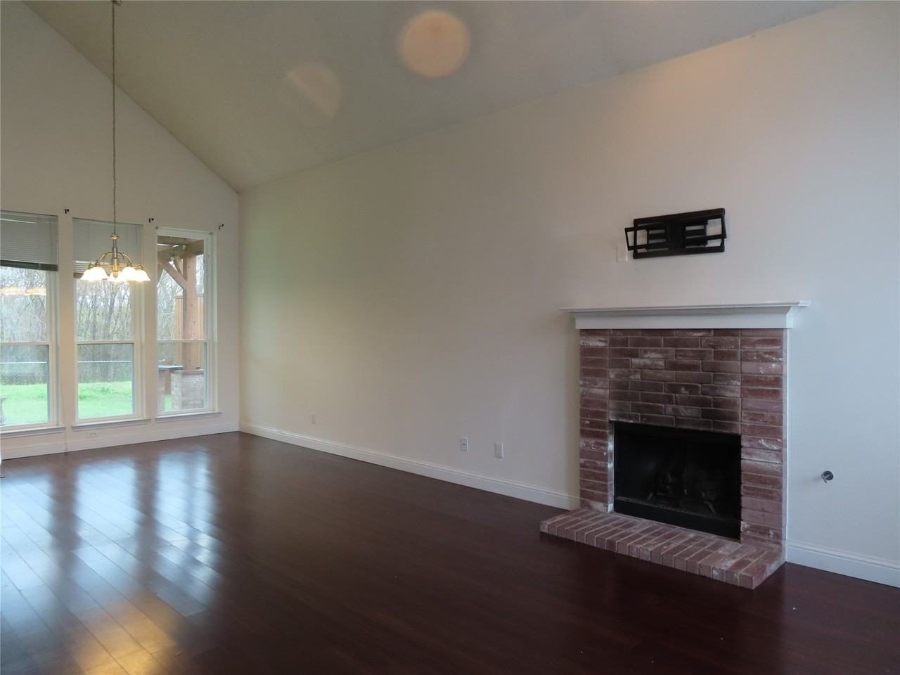 3098 Wildflower Way - Photo 2 of 23