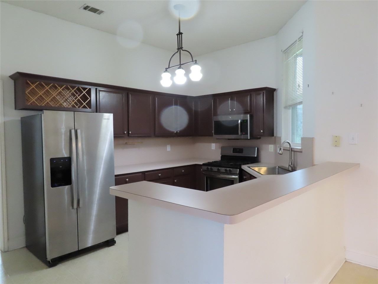 3098 Wildflower Way - Photo 6 of 23