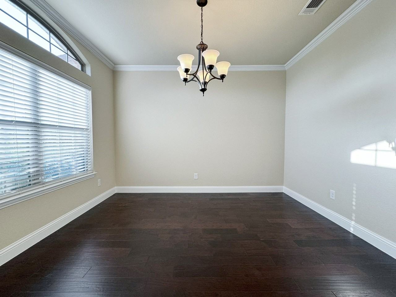 4106 Whitetail Ln - Photo 4 of 28