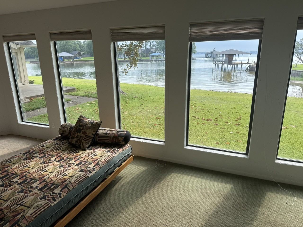2517 Wildwood Way - Photo 3 of 25