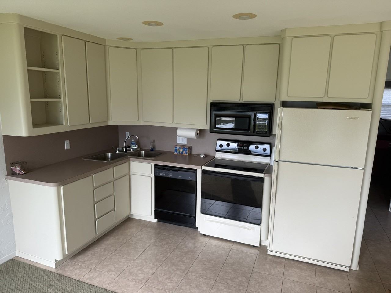 2517 Wildwood Way - Photo 7 of 25