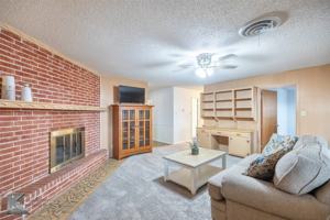 featured image of 1926 Richland Dr