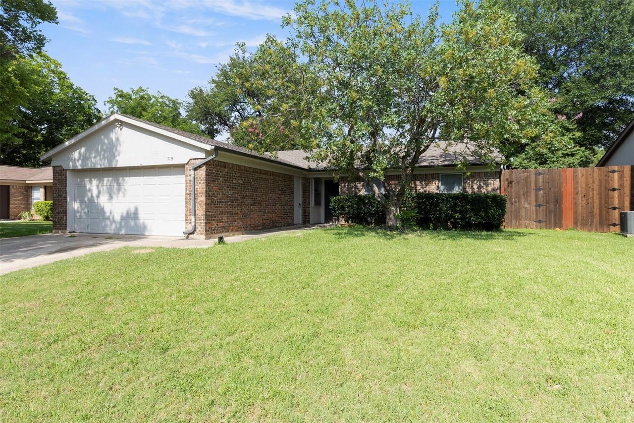 719 Matthews Ct