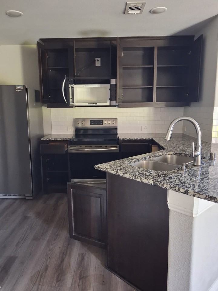 6816 Topaz Dr - Photo 3 of 18