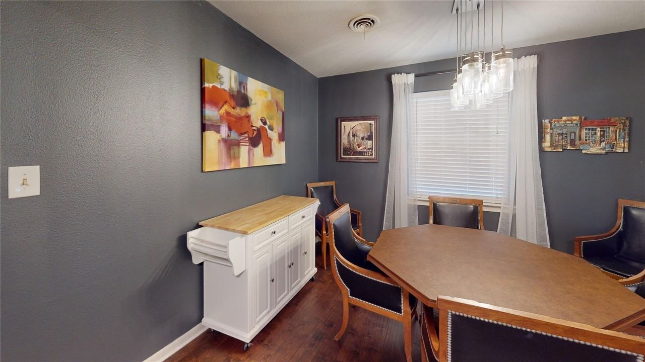 8257 Stony Creek Dr - Photo 5 of 14