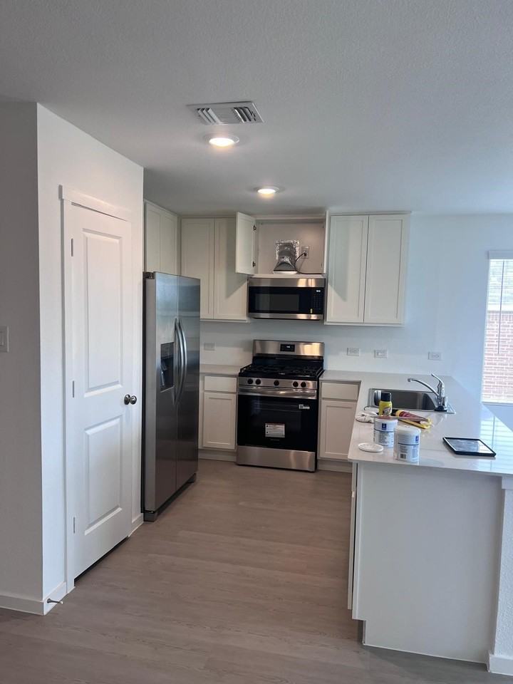 405 Mcnelly Ln - Photo 6 of 21
