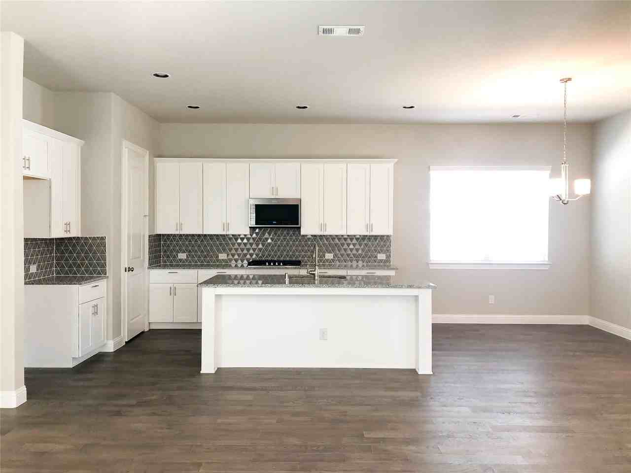 17644 Bottlebrush Dr - Photo 2 of 27