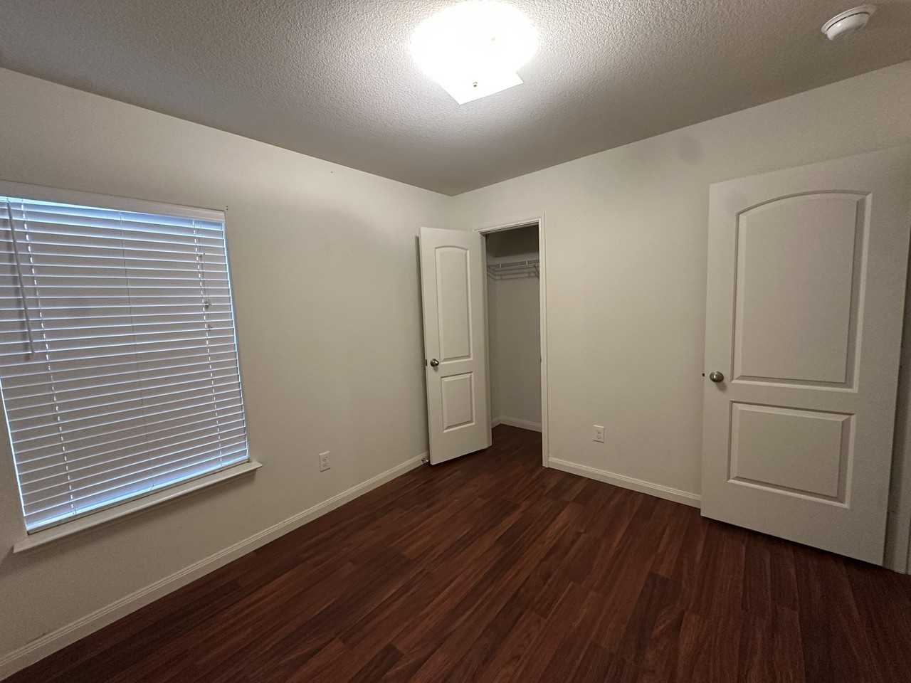1818 Clegg St - Photo 7 of 34